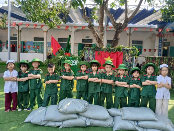 Hoạt đông  chào mừng ngày 22 tháng 12